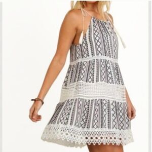 Umgee Dress Womens Size Small White Black Crochet Detail Sleeveless Coquette